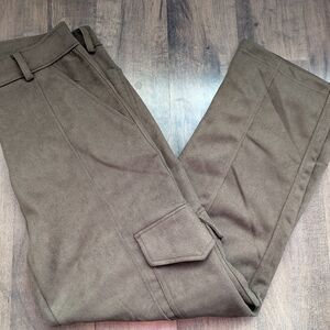 Hunter & Brown Faux Suede Cargo Pants – Olive Brown – Size Medium